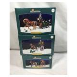 Santaï¿½s Workshop Carriage & Sleds (3)