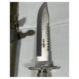 Survivor Fixed Blade Survival Knife, Jungle King I