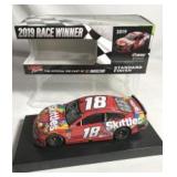 Autograph Kyle Busch Lionel Racing Bristol Win LE