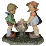Hummel Special Delivery Figurine BH 10