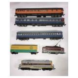 HO Scale Train Set