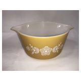 PYREX Butterfly Gold Casserole Dish