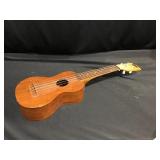 Artist LTD ukulele