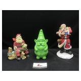Santas & Gnome