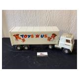 Ertl Toys R Us Truck