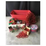 Christmas Tins & Decor
