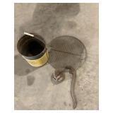 Cen Peco Can, Grill & Handle