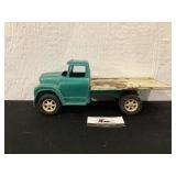 International toy flatbed truck