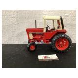 Tractor International 1586
