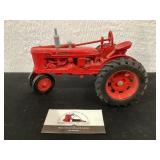 Ertl Farmall H 1/16th Tractor