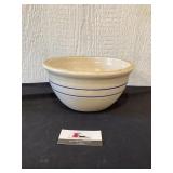 Storie pottery bowl