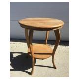 Antique oak Side Table Wolverine