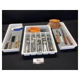 Utensil Tray w/ flatware & Knives