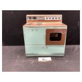 Nassau Tin Toy Oven