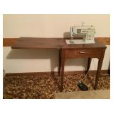 Singer sewing Machine and table