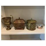 Miscellaneous metal decor