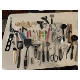 Miscellaneous kitchen utensils