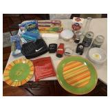 Miscellaneous kitchen lot