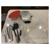 Various kitchen items