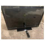 42 inch Visio flat screen TV with remote