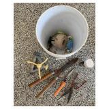 Miscellaneous yard tools