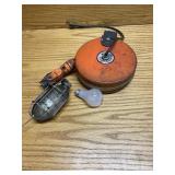 Retractable shop light