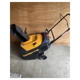 Like new Poulan Pro Snowblower 21 inch