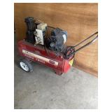Three-quarter horse powered air compressor