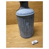 5 gallon Skelly oil company  211