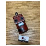 Char Lynn hydraulic spool valve