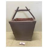 Wooden dovetailed bucket