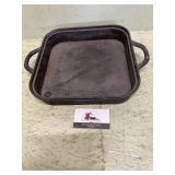 Square cast iron pan