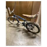 Schwinn stingray boys bicycle