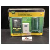 John Deere wireless rain gauge w/ thermometer