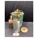 White Mountain ice cream maker