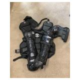 Large umpire inside chest protector &set o