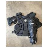 Large umpire inside chest protector & set o