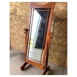 Full length adjustable mirror