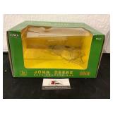 John Deere 8640 Box