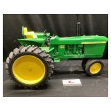 John Deere 4010. 1/8th Scale