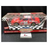 Ertl American Muscle 1/18 Old Milwaukee Lumina