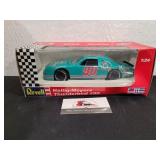 Revell 1/24 Heilig-Meyers Thunderbird #90