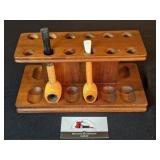 Pipe holder, 2 corn cob pipes