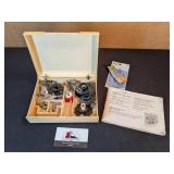 Singer bobbins, feet, manual