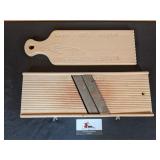 Kraut cutter and cutting board