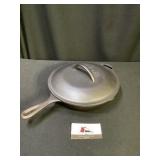 Lodge 10 1/4 Cast Akron Skillet and Lid