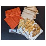 3 sets napkins (4, 4, 8)