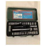 Green Justen Socket Set