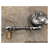 Spotlight with handle and mirror