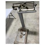 Fairbanks 600 lb scale